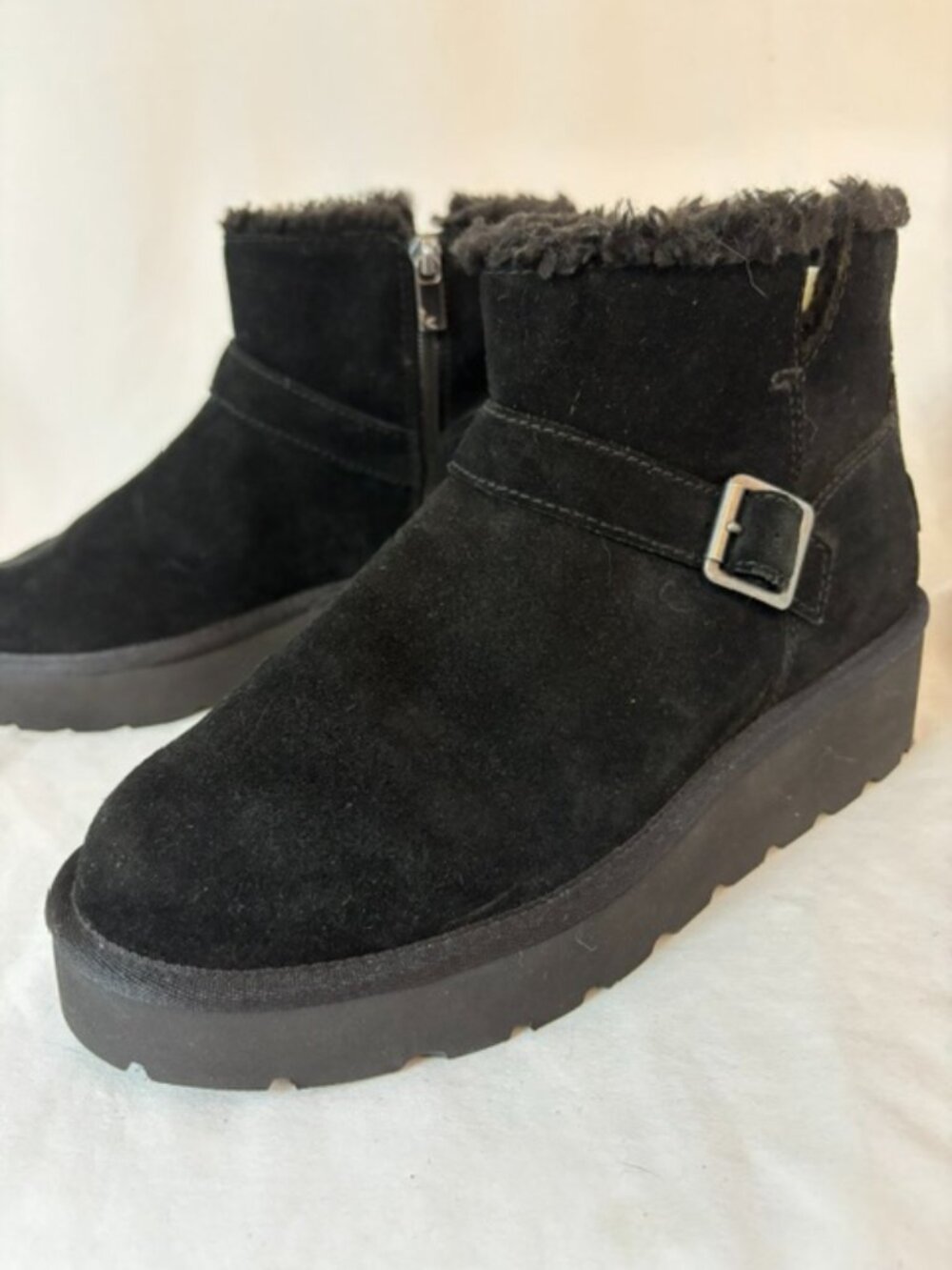 NWOT Koolaburra by UGG Black Kelissa Mini Boot Women's Size 8